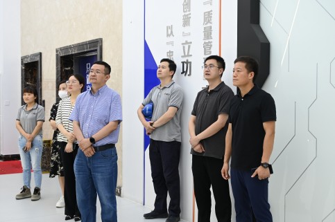 市司法局走访调研兴发游戏xf股份法治建设工作
